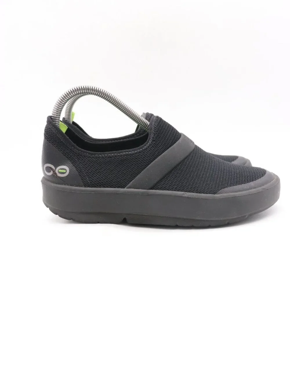 Oofos Oomg Eezee Shoes Women's Size 8 Black Slip On Comfort Recovery Low Mesh